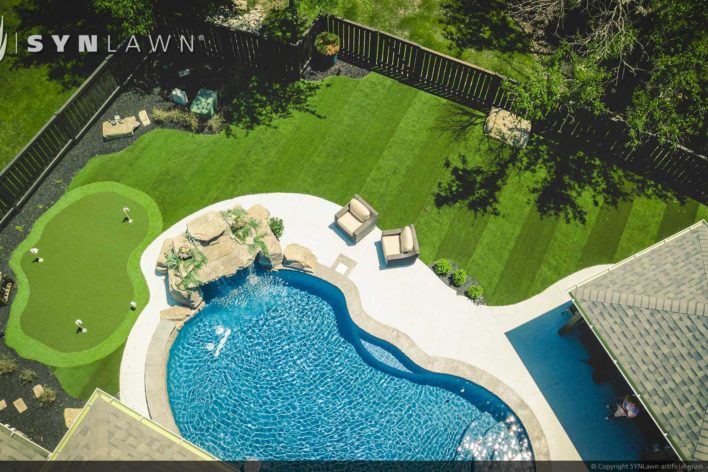 SYNLawn Milwaukee WI Backyard Artificial Grass golf putting green